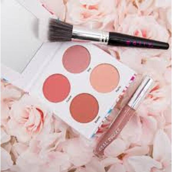 MALLY Spring Into Love Blush Palette Compact - Picture 2 of 6